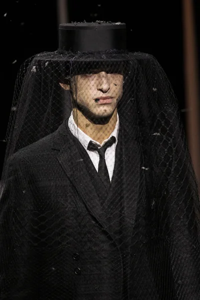 Look 83